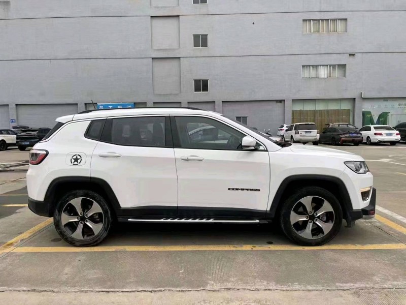 珠海17年Jeep指南者6