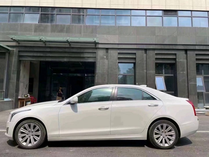 成都19年凯迪拉克ATS3