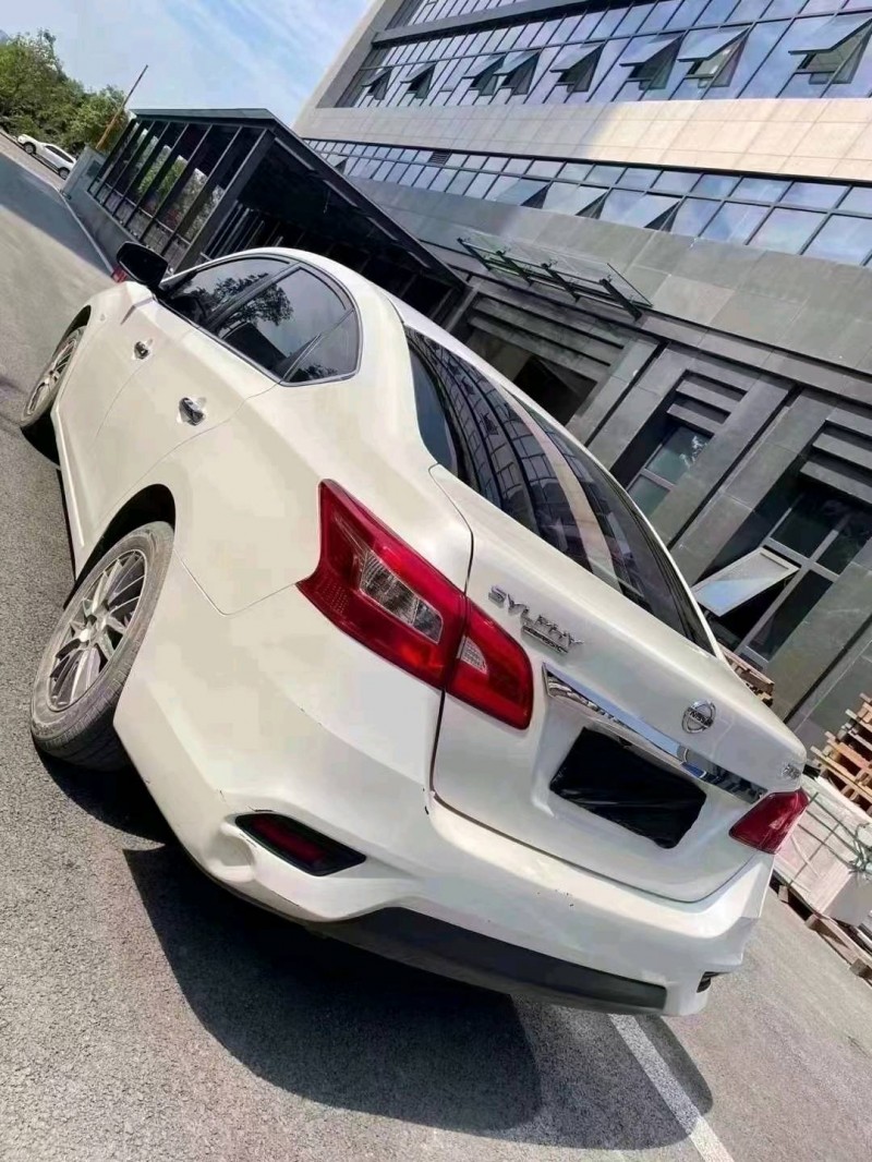 成都20年日产轩逸4