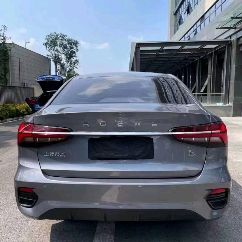 成都22年荣威i54