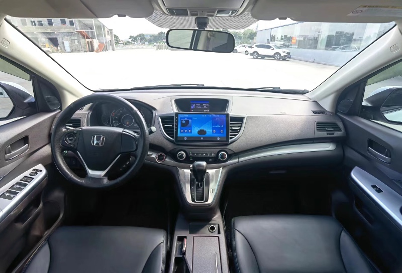 襄陽13年本田CRV4