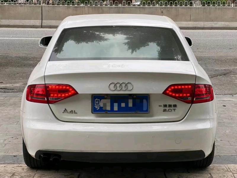 广州11年奥迪A4L9