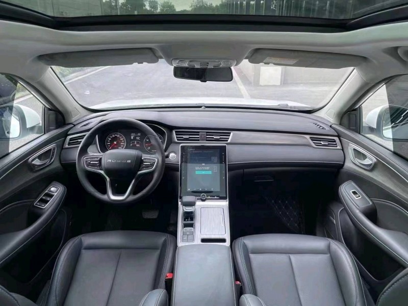 成都22年荣威RX58