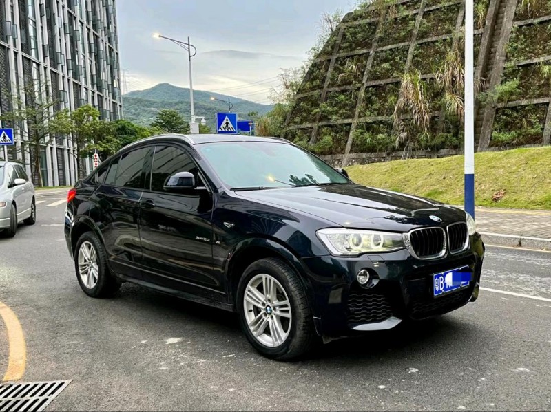 广州18年宝马X43