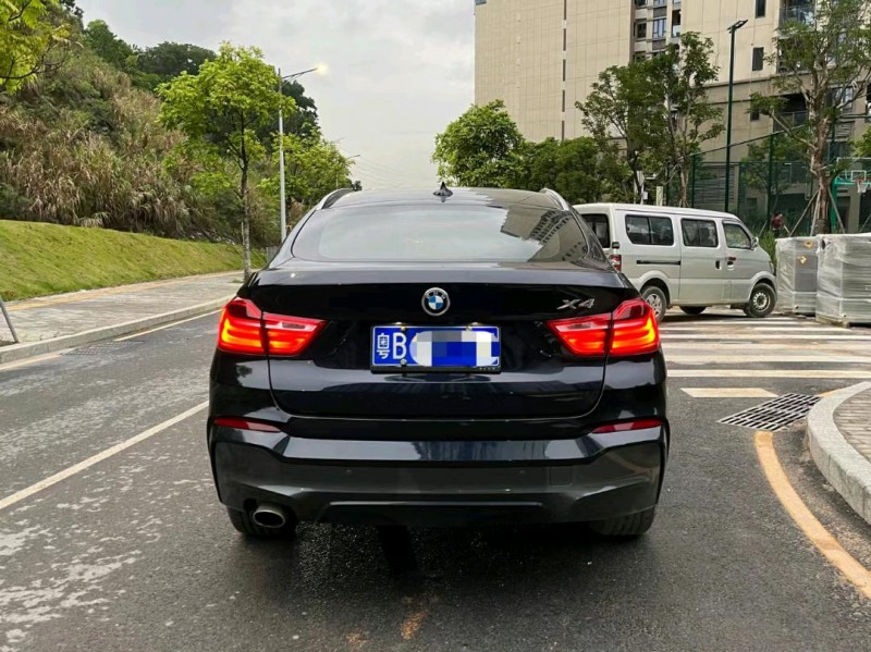 广州18年宝马X49