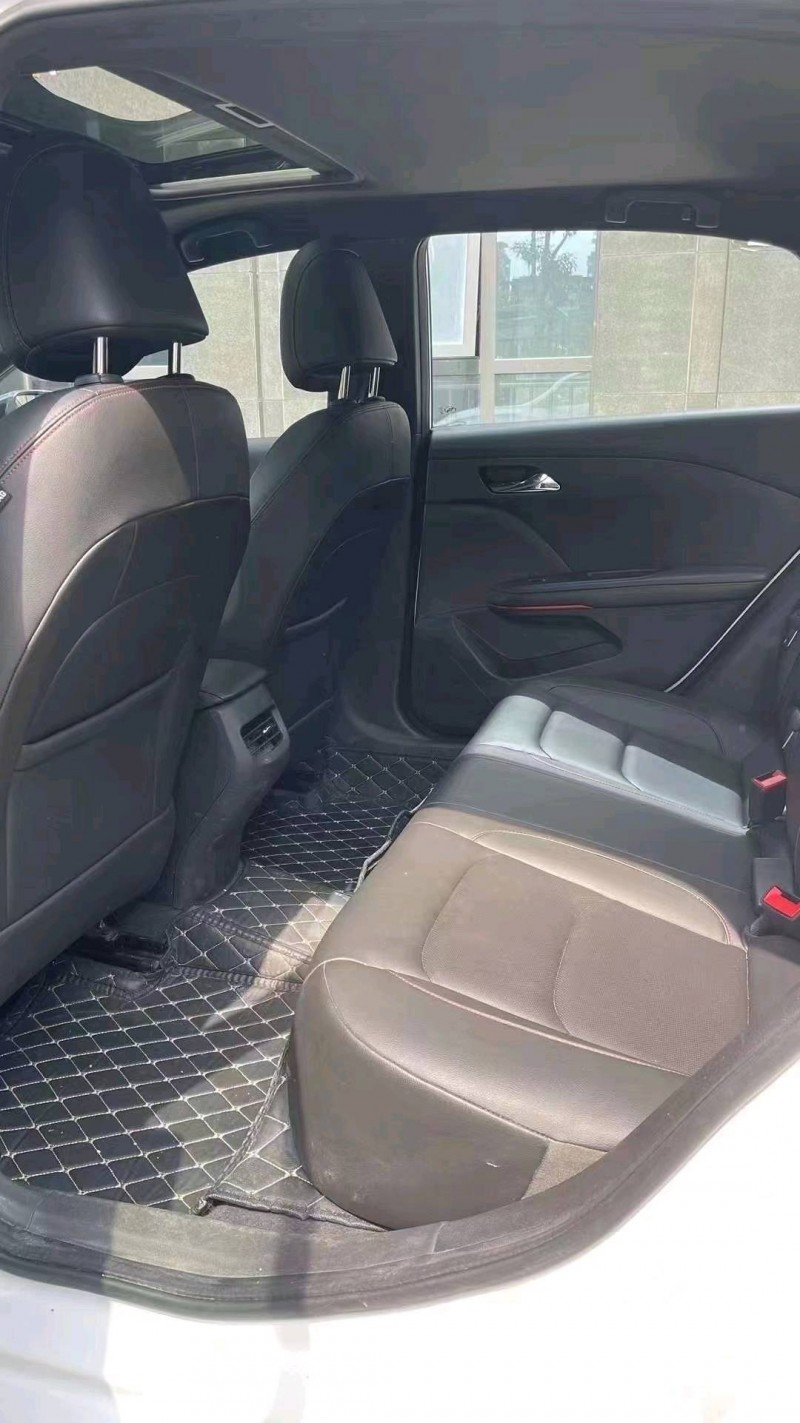 成都20年雪佛兰科鲁泽7