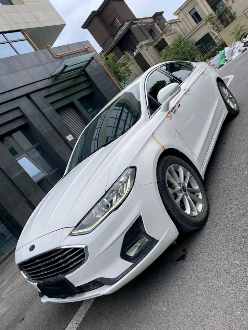 成都20年福特蒙迪欧2