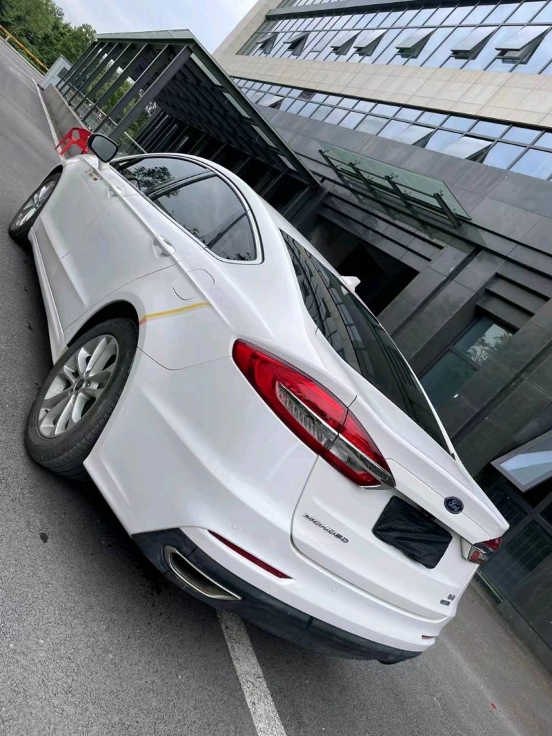 成都20年福特蒙迪欧6