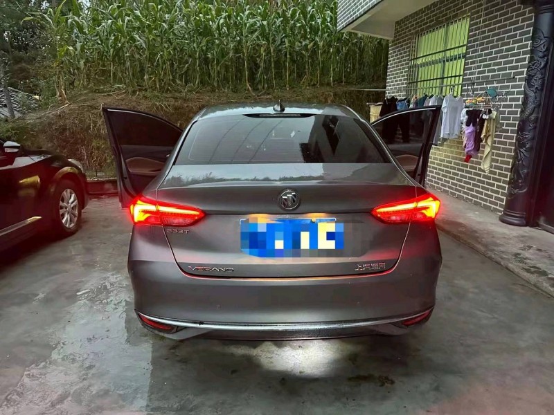 枣庄22年别克威朗2