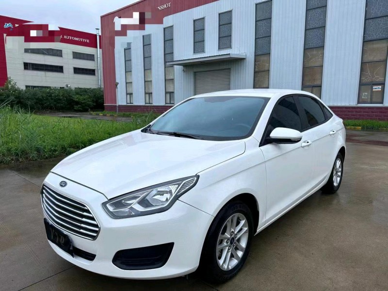 盐城20年福特福睿斯2