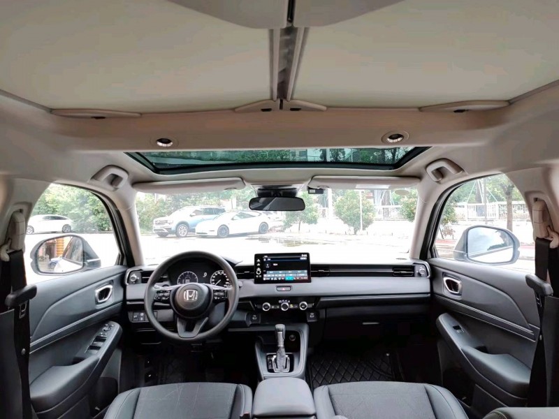 佛山23年本田缤智5