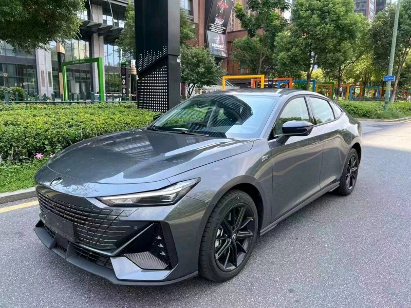 淄博23年长安汽车UNI-V3