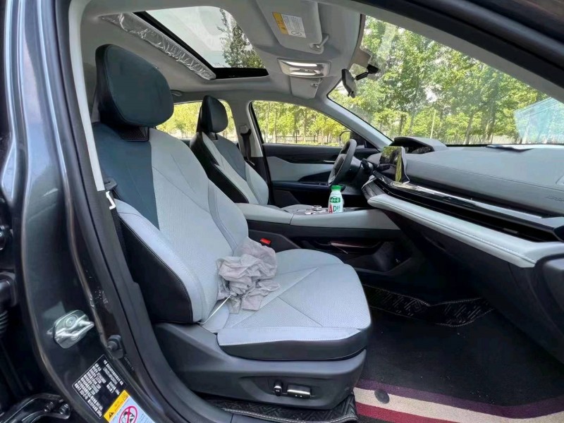 淄博23年长安汽车UNI-V7