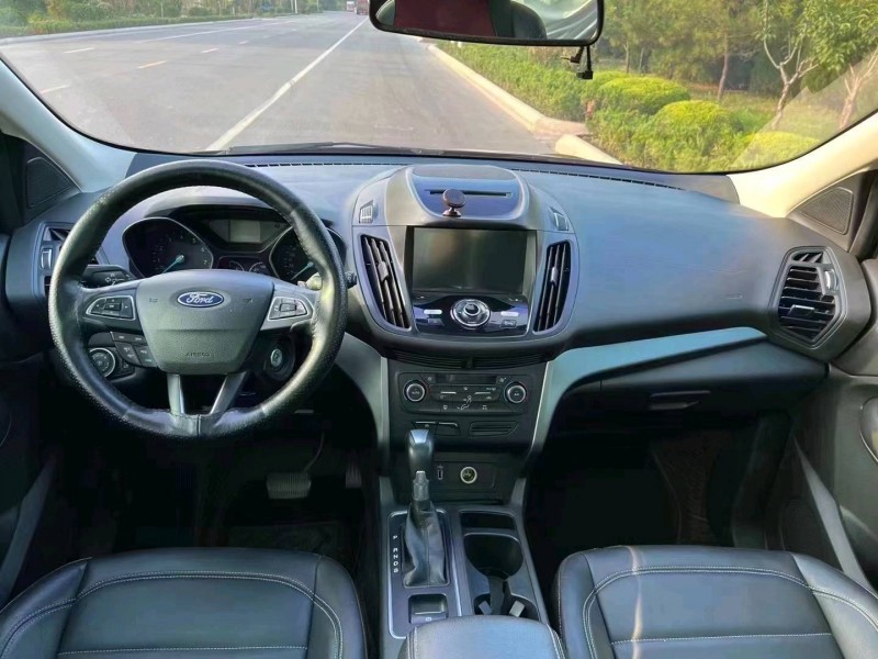 淄博17年福特翼虎5