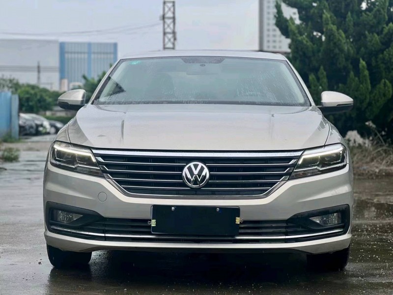 东莞19年大众朗逸1