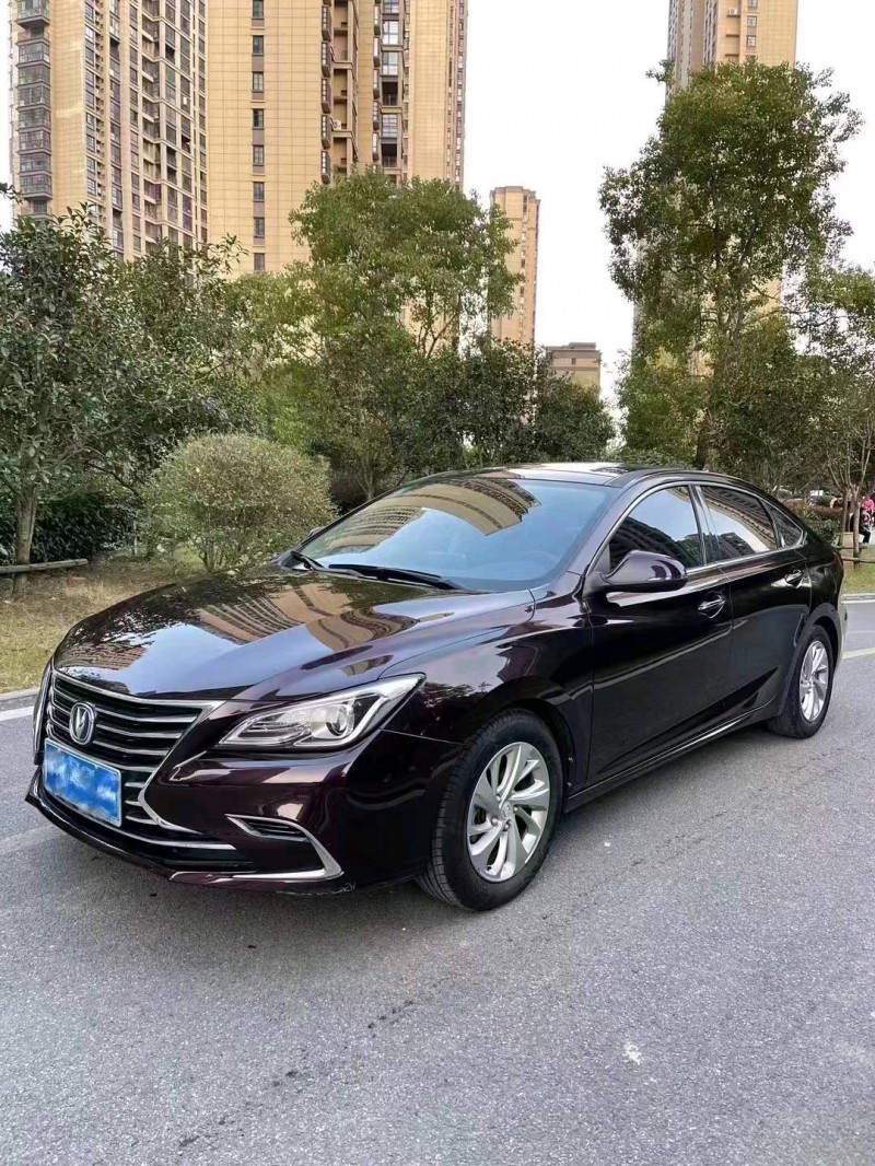 淮南19年長安汽車睿騁CC2