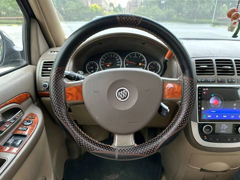 沈阳11年别克GL86