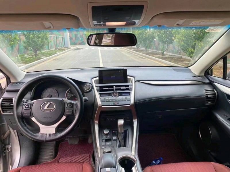沈阳16年雷克萨斯NX9