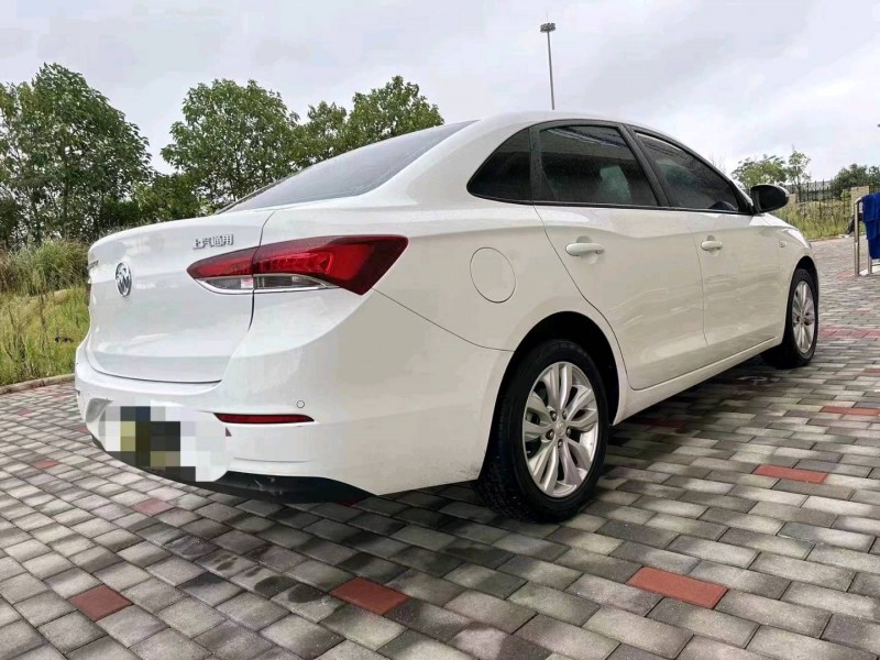 东营23年别克英朗5