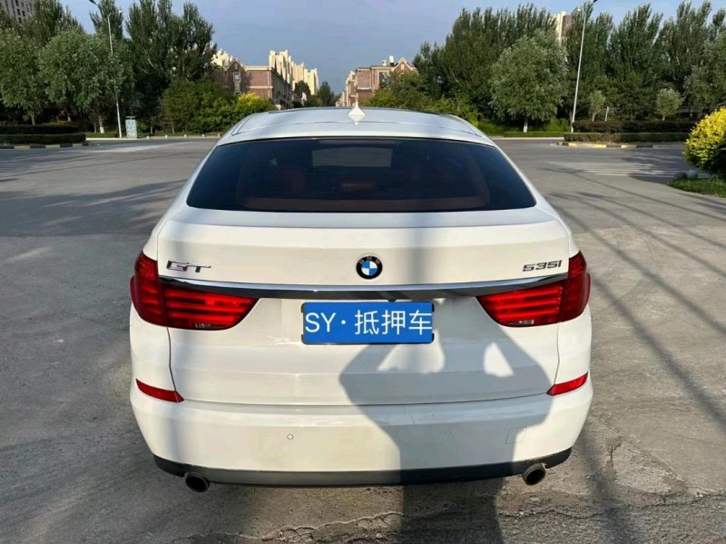 沈阳13年宝马5系GT7