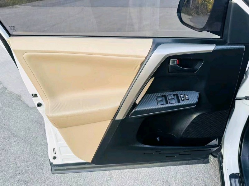 沈阳14年丰田RAV4荣放3