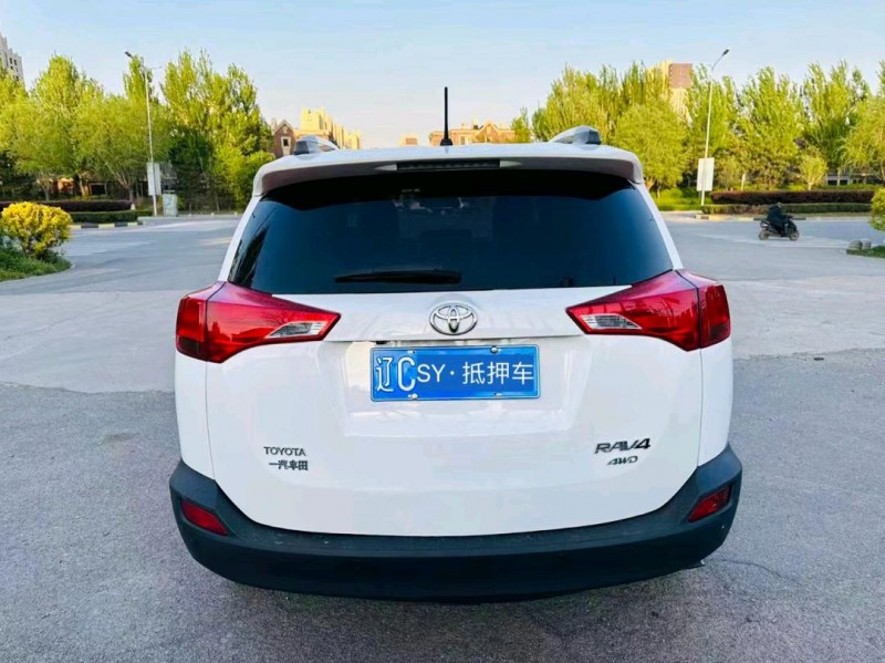 沈阳14年丰田RAV4荣放6