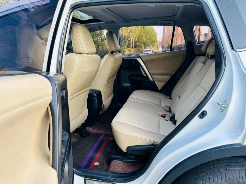 沈阳14年丰田RAV4荣放7