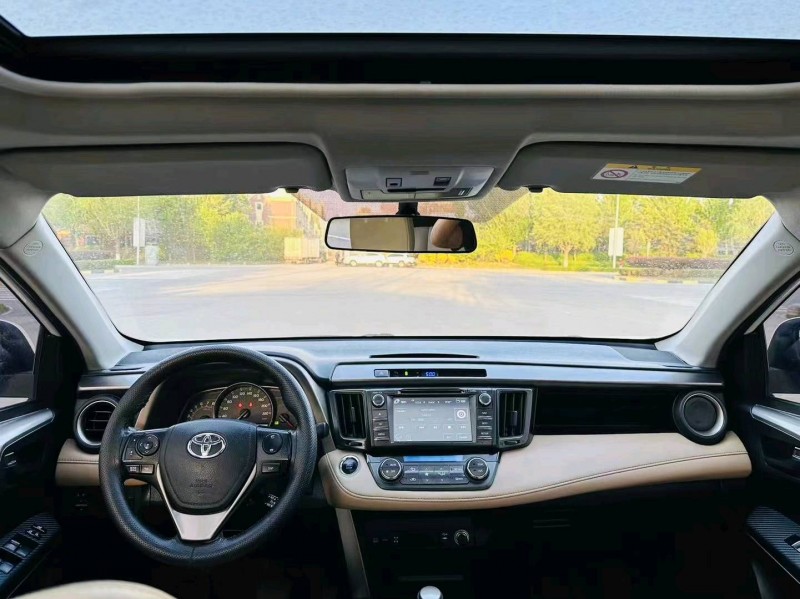 沈阳14年丰田RAV4荣放9