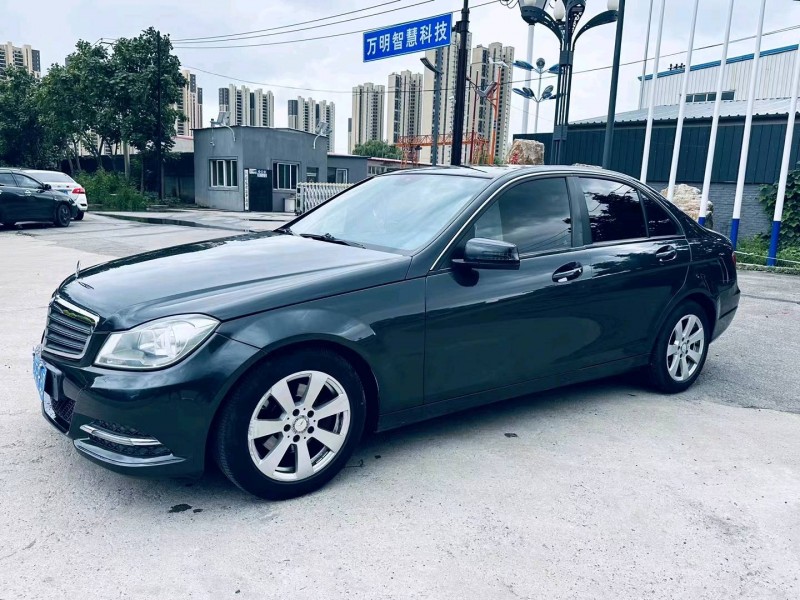 沈阳13年奔驰C7