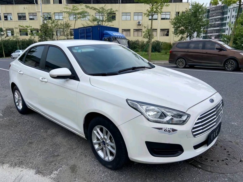 广州20年福特福克斯3