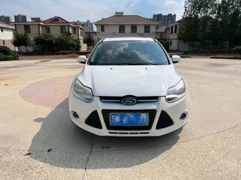 珠海14年福特福克斯1