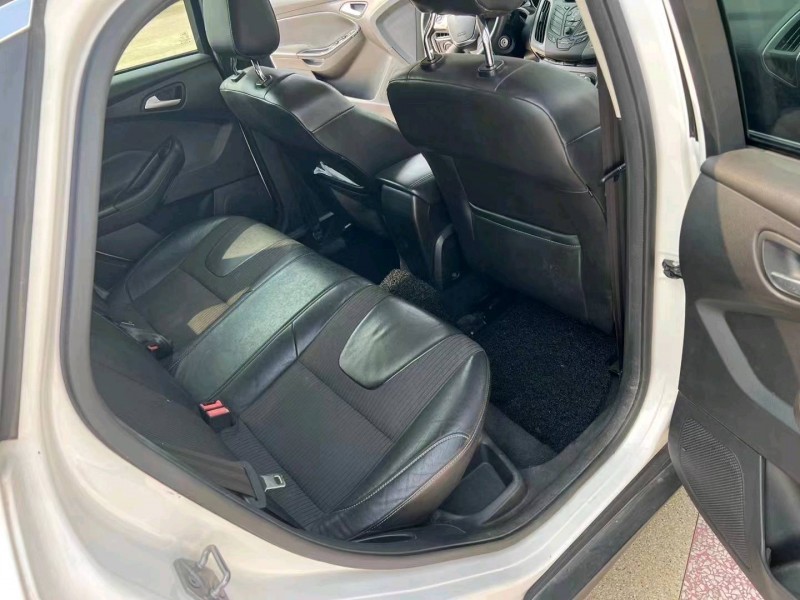 珠海14年福特福克斯8