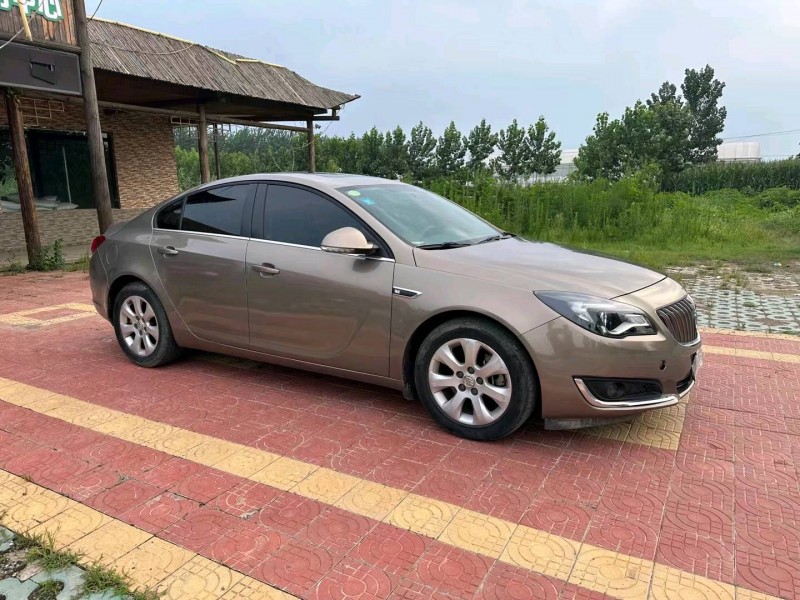 徐州16年别克君威2