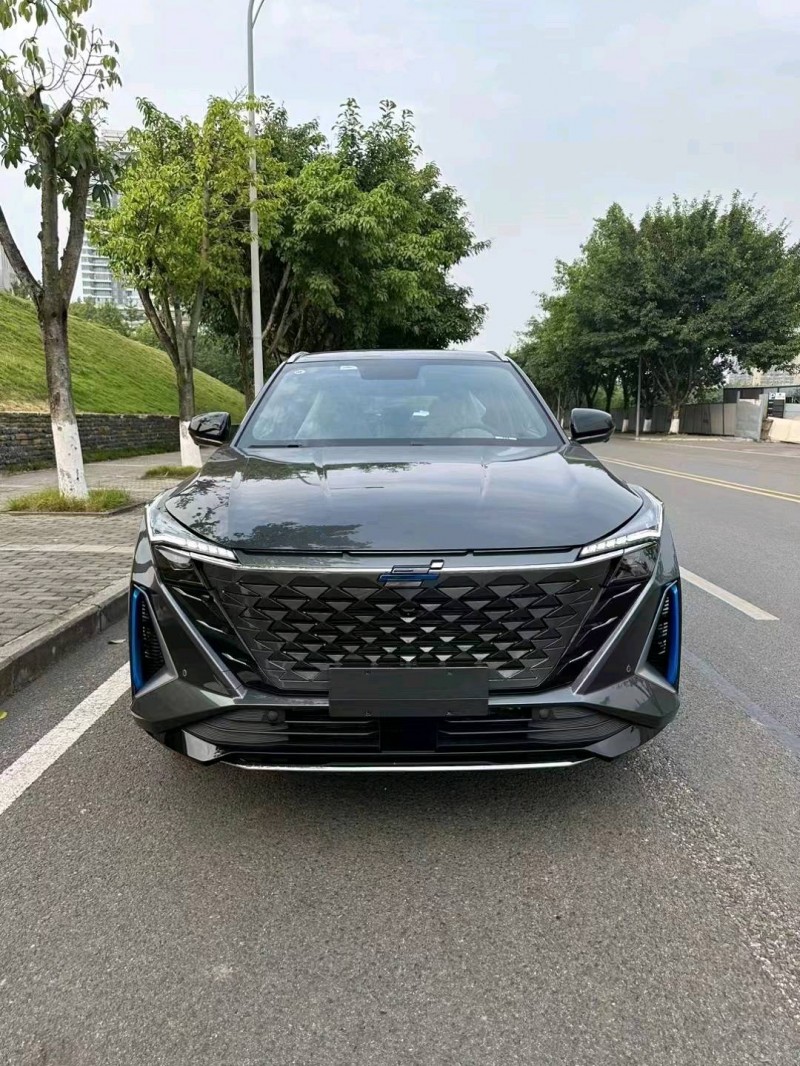 重慶23年長安汽車歐尚1