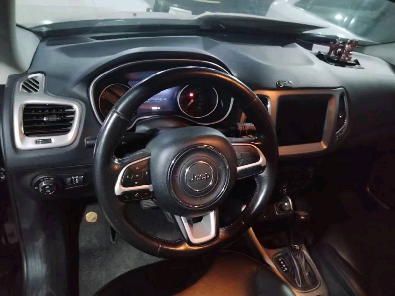 邵阳19年Jeep指南者3