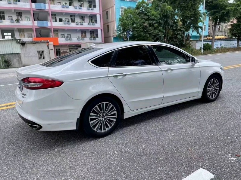 汕头18年福特蒙迪欧4