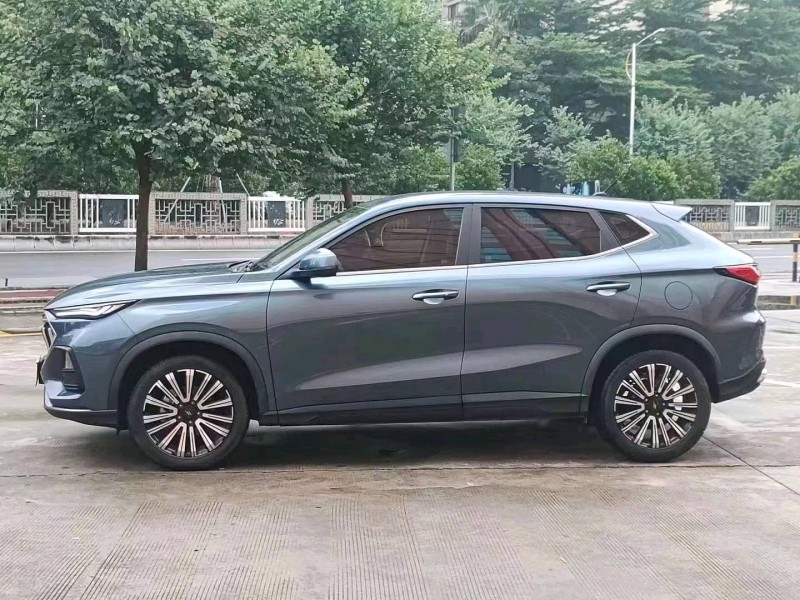 汕头22年长安汽车欧尚3