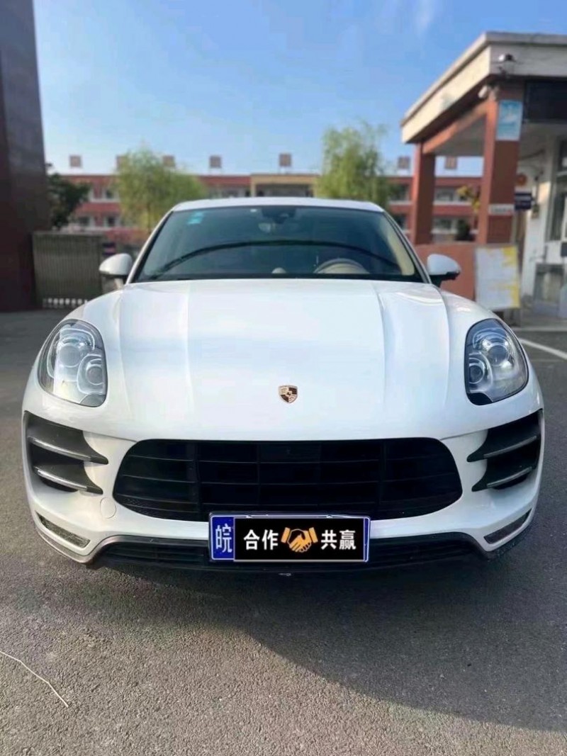 淮南15年保時捷Macan1