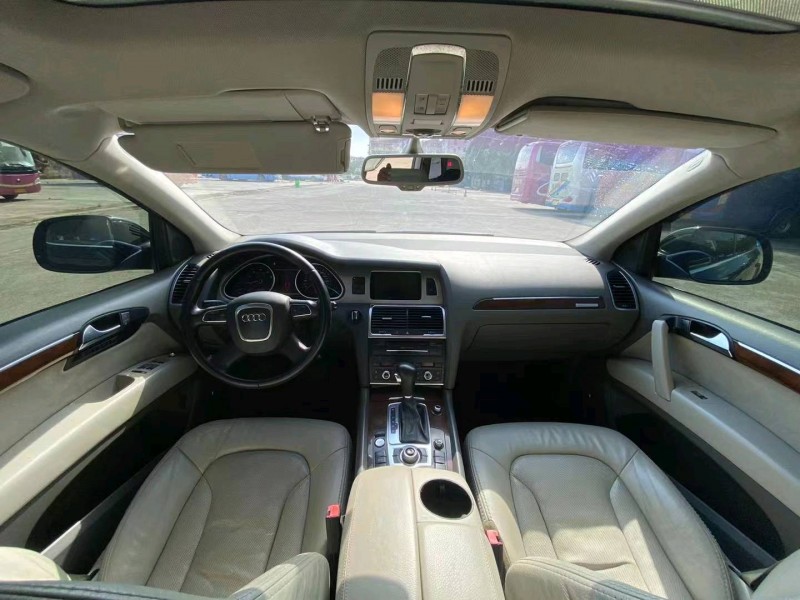 南宁10年奥迪Q75