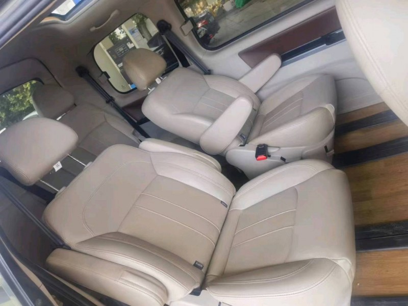 保定20年东风菱智7