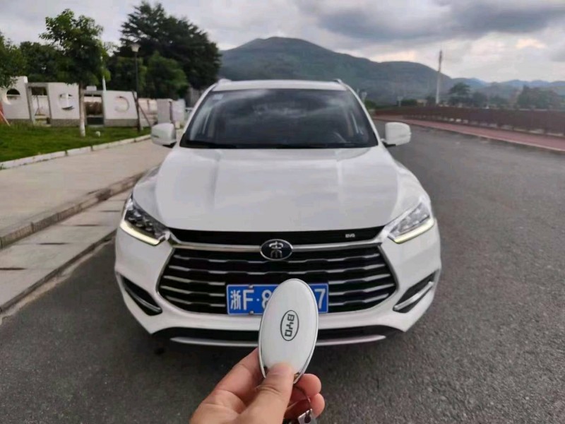 珠海21年比亚迪宋1