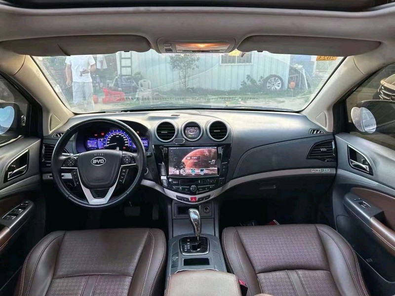 珠海15年比亚迪S74