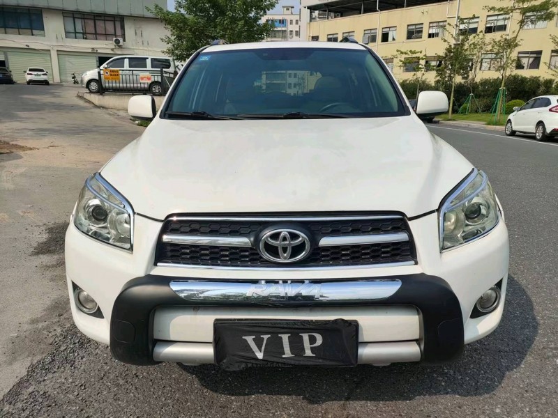 广州09年丰田RAV41