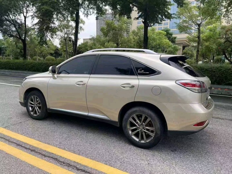 汕头12年雷克萨斯RX8