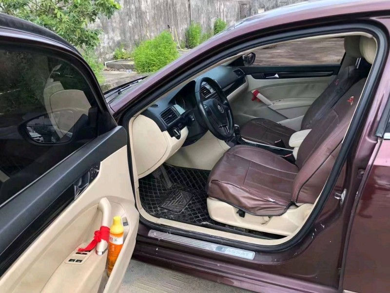 佛山13年大众帕萨特9