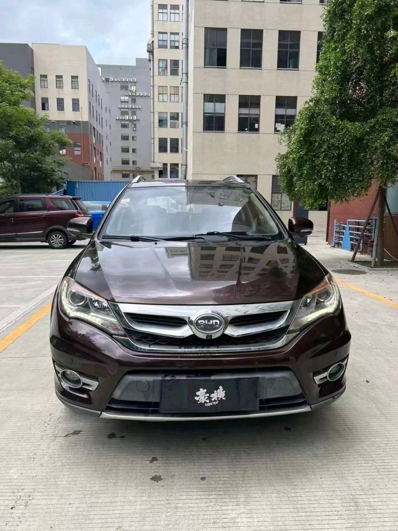 深圳16年比亚迪S71