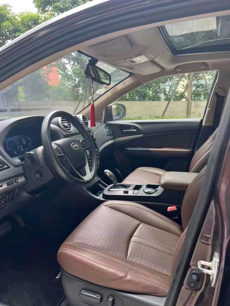 深圳16年比亚迪S74