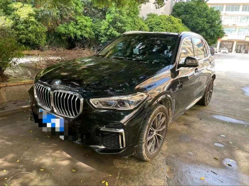 广州22年宝马X51
