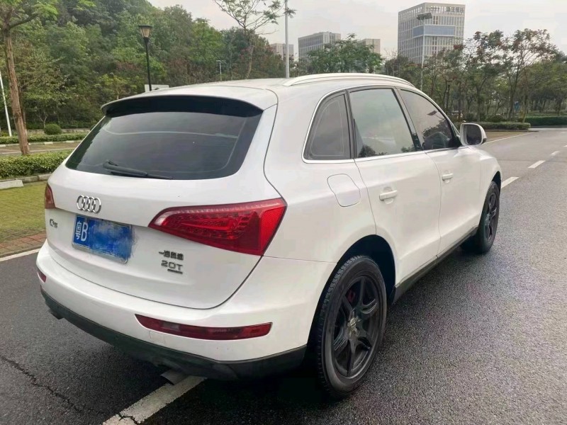 广州12年奥迪Q58