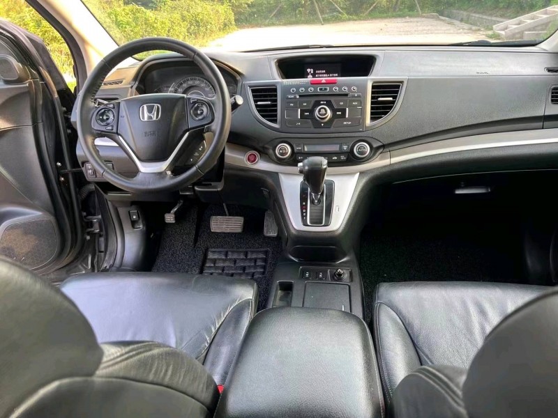 青岛13年本田CRV4
